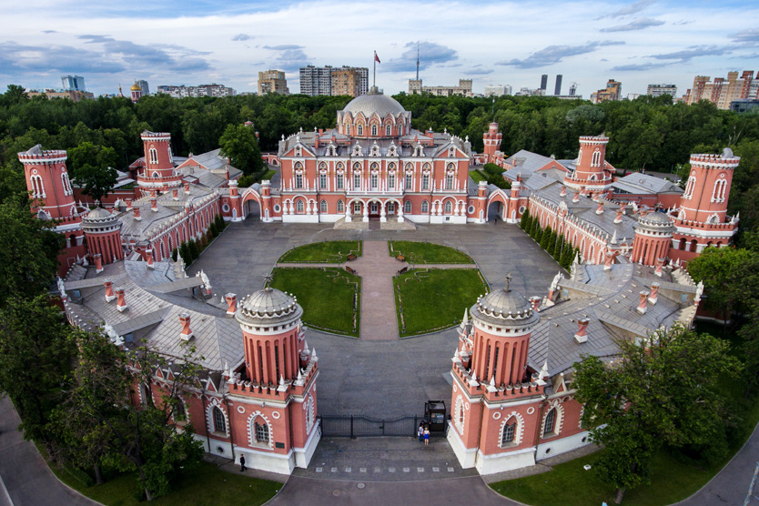 Петровский путевой дворец в Москве