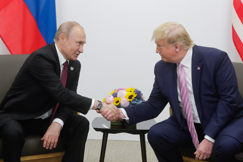 Владимир Путин и Дональд Трамп на саммите G20 в Японии, 2019 год