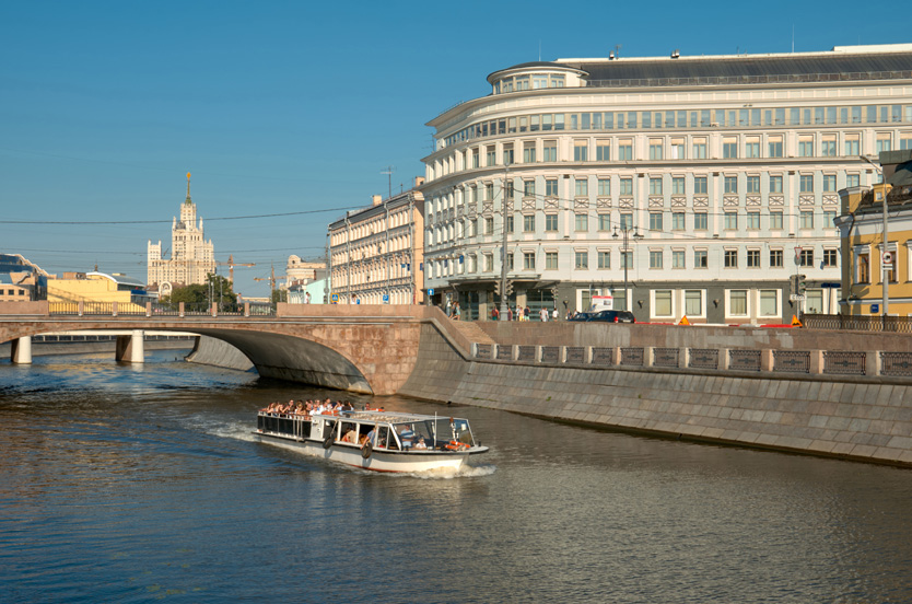 Водоотводный канал