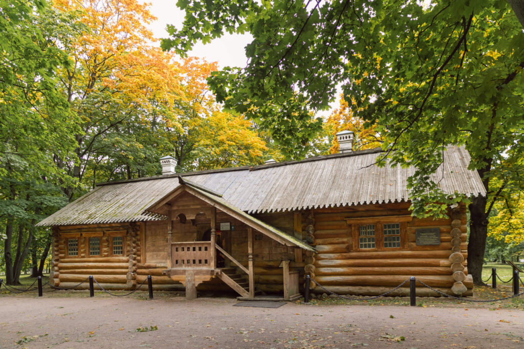 Музей-заповедник «Коломенское», Домик Петра I, лето