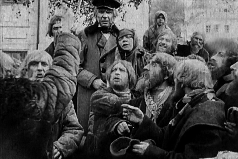 Кадр из фильма «Поликушка», 1922 г.
