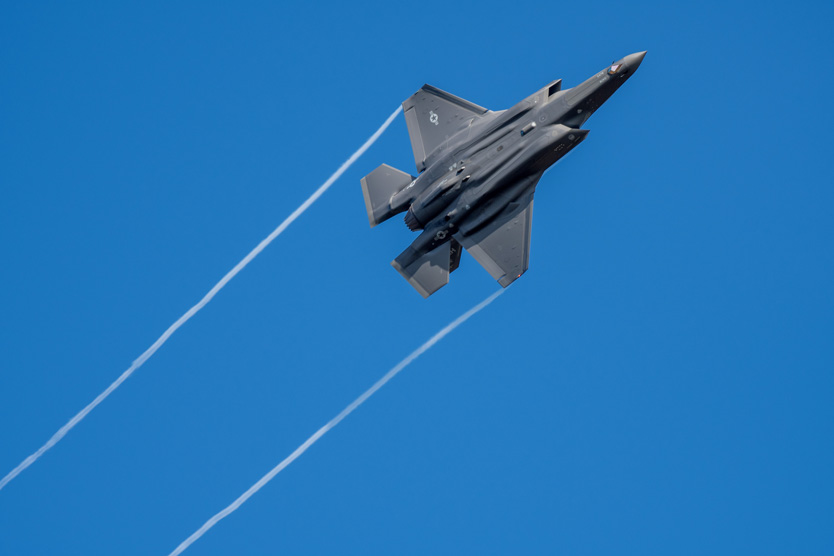 Истребитель пятого поколения F-35