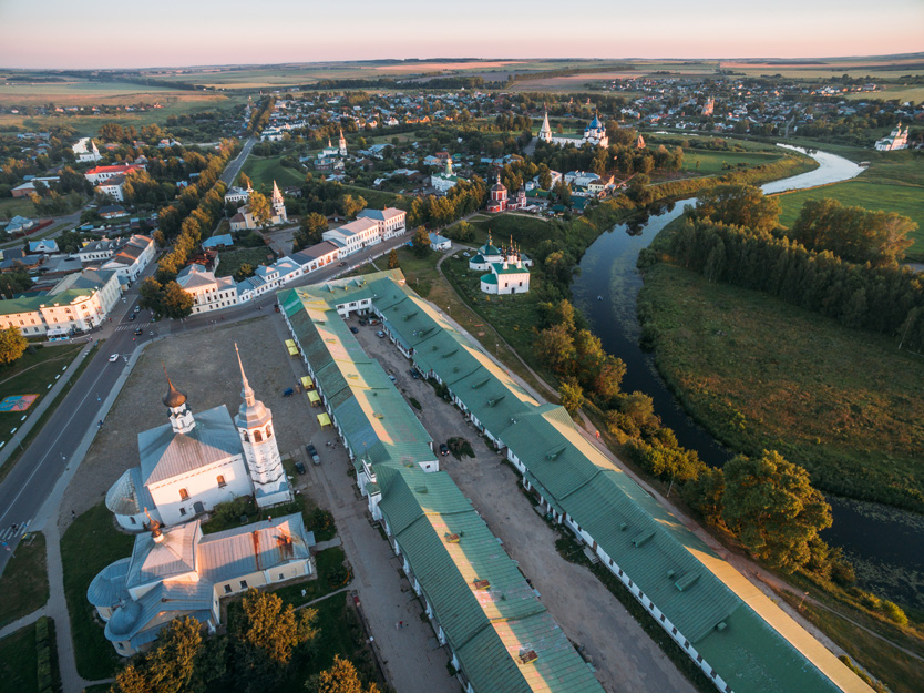 Торговые ряды в Суздале