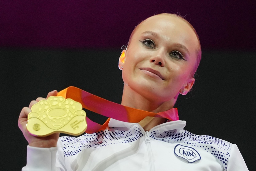 Ангелина Мельникова с золотой медалью