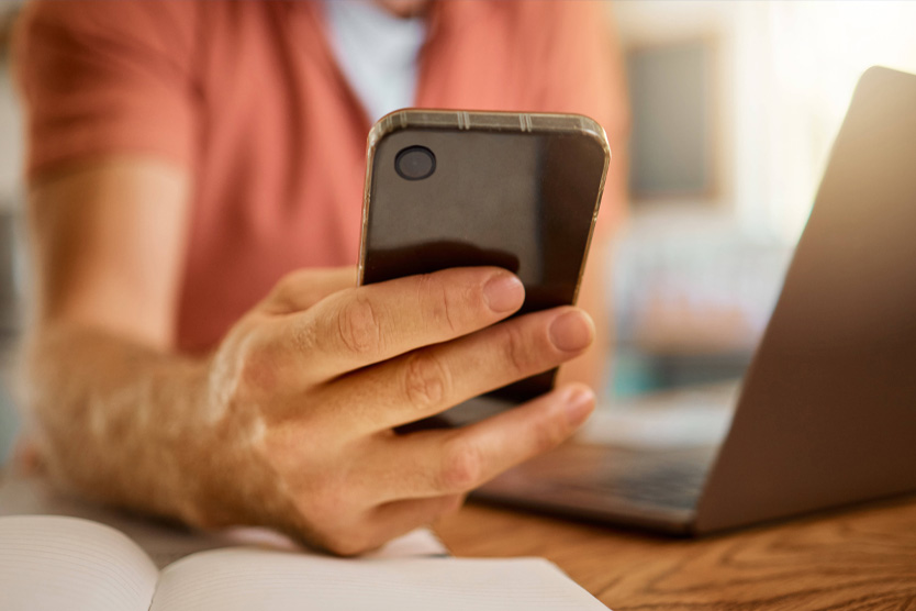 Разблокировать карту в телефоне просто