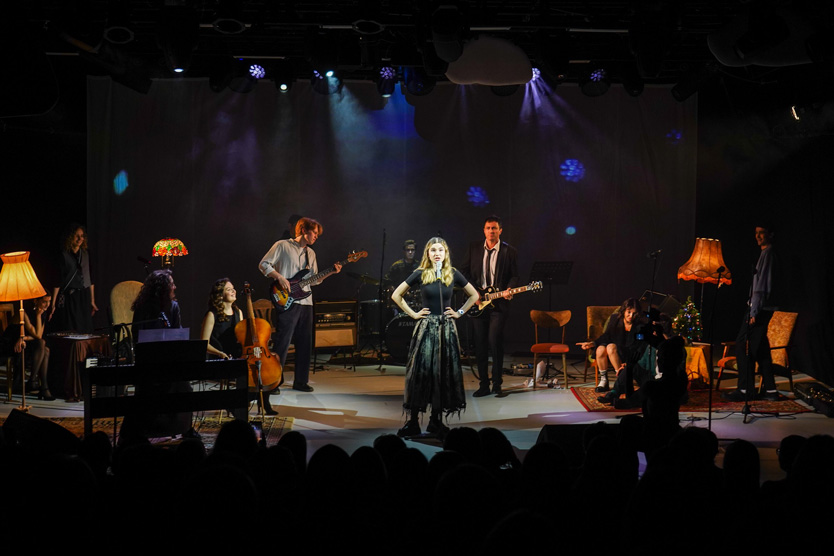 Новогодний квартирник в театре «Шалом»