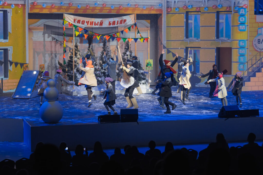 Новогоднее шоу «Дядя Стёпа»