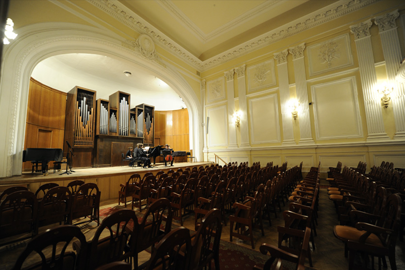 «Щелкунчик» с песочной анимацией и живой музыкой