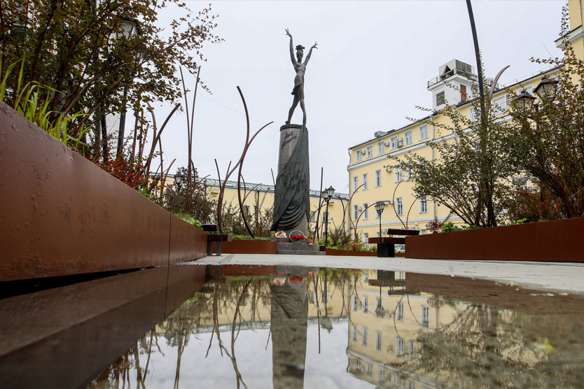 Сквер Майи Плисецкой