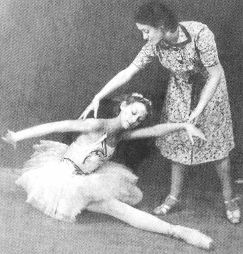 Майя Плисецкая и Суламифь Мессерер