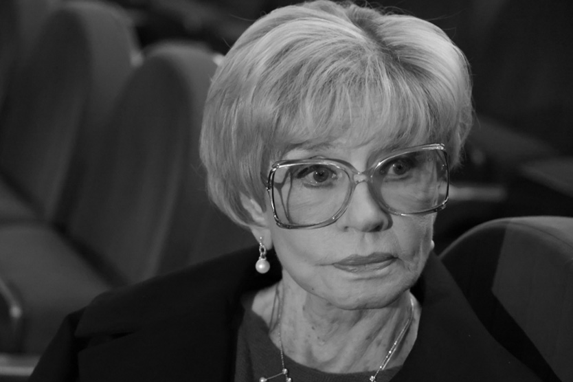 Вера Алентова 