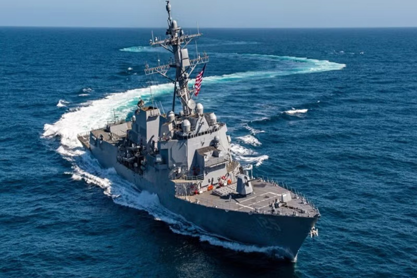 Эсминец Arleigh Burke