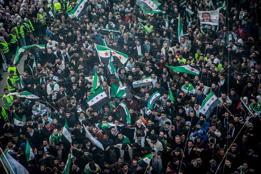 Праздничные шествия в честь годовщины падения режима Башара Асада