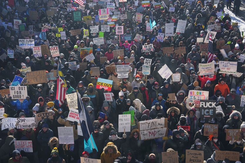 Просты против ICE