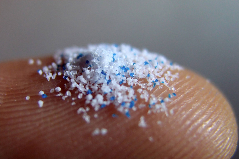 Микропластик