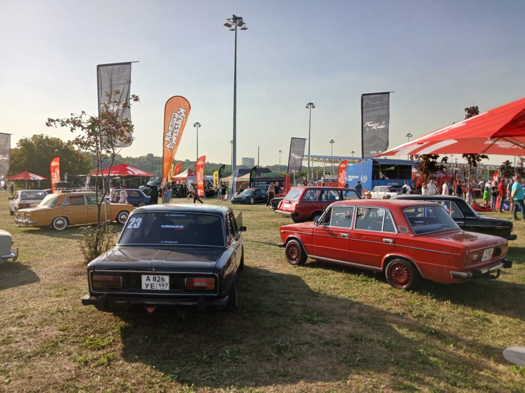 «Жигули» — самый доступный и удобный снаряд для дрифта.