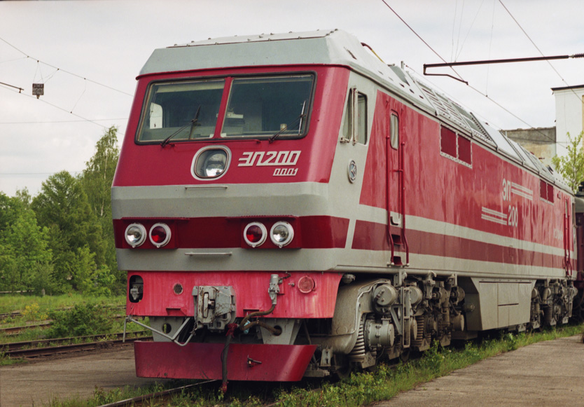 Электровоз ЭП-200