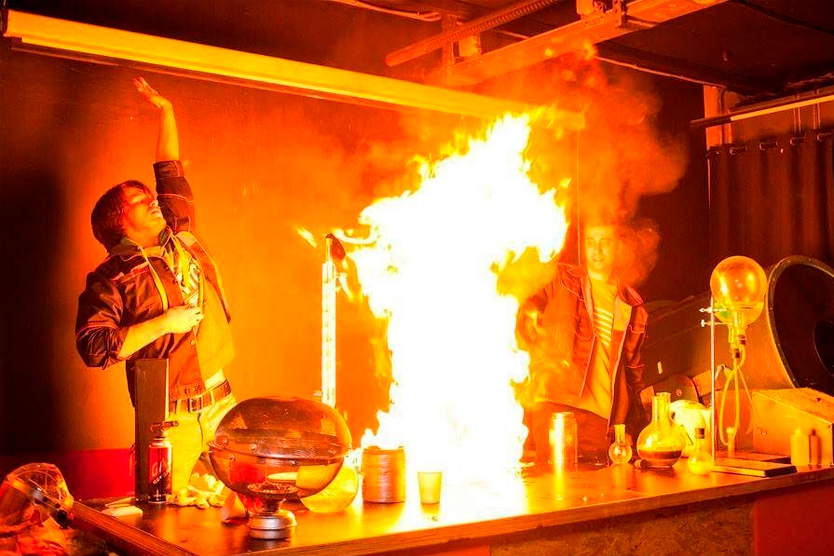 Шоу Нитро в Экспериментаниуме