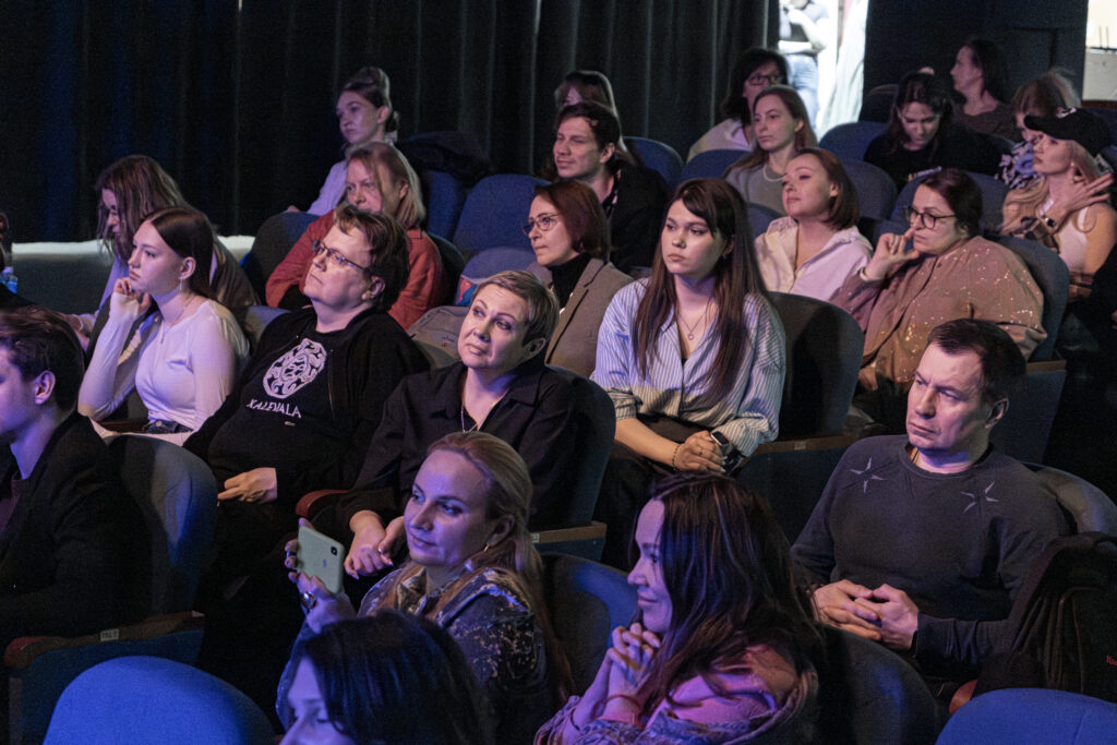 Участники лаборатории перед Всероссийским питчингом дебютантов