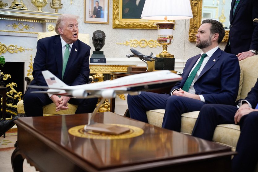 Джей ди Вэнс и Дональд Трамп