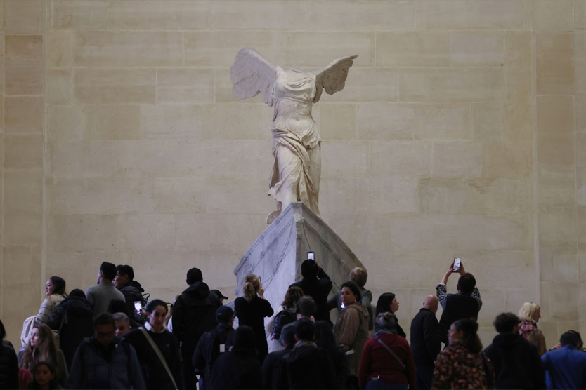 Ника Самофракийская