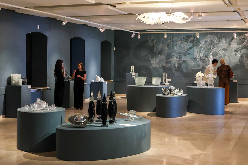 Выставка «Орбиты хрупких тел»