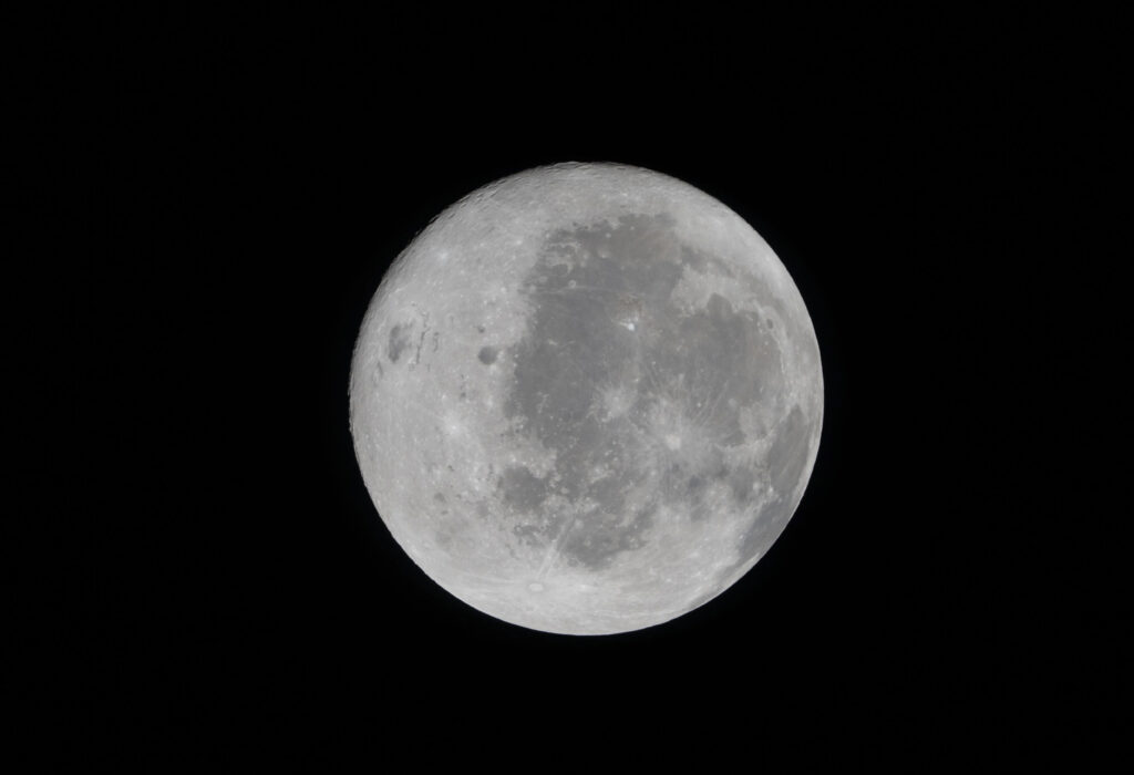 Обратная сторона Луны