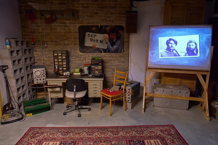 Интерьер гаража в музее Apple