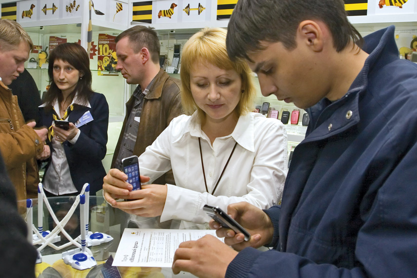 Продажа iPhone 3G в России