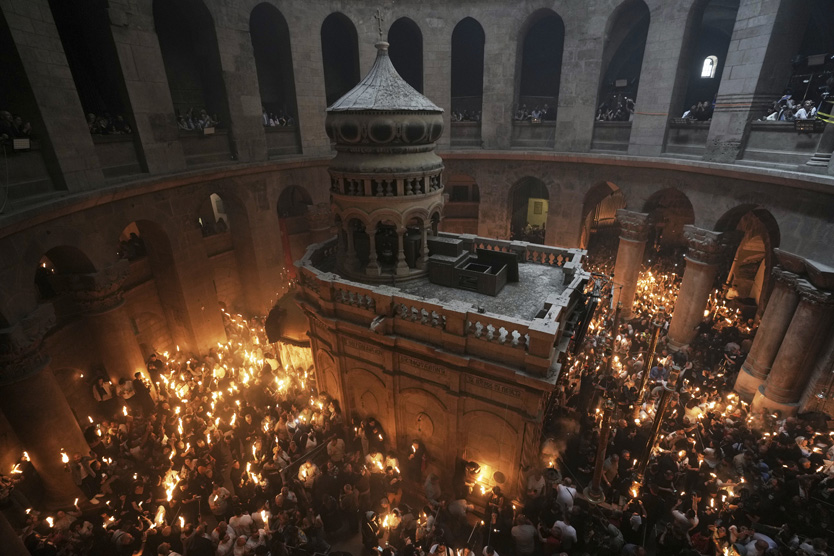 Церемония Схождения Святого огня