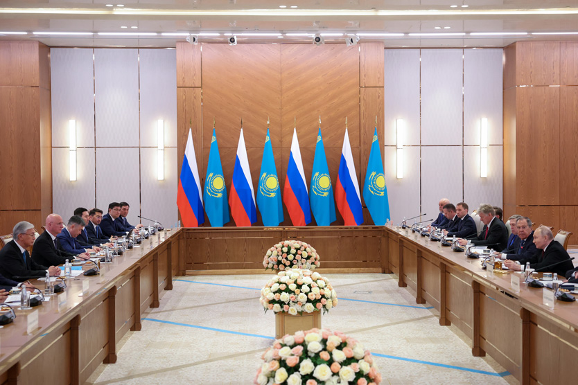 Визит Путина в Казахстан