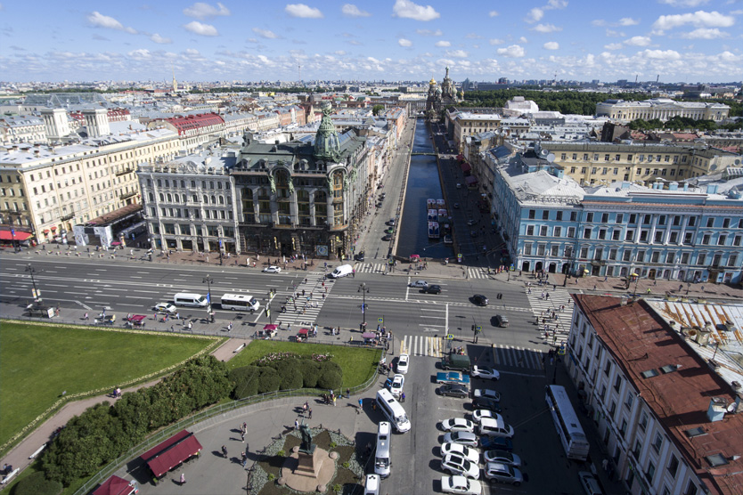 Невский проспект в Санкт-Петербурге