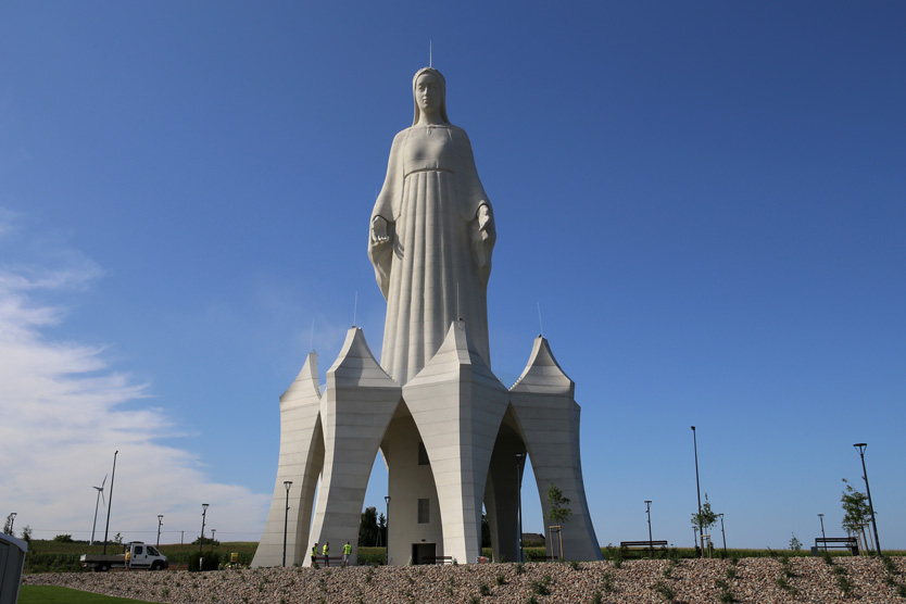 Дева Мария